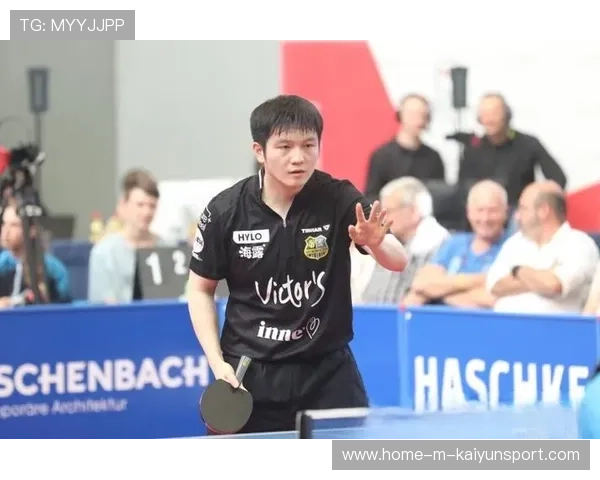 国际巨星樊振东赢球，多特蒙德教练主动求合影，樊振东教练是谁2020